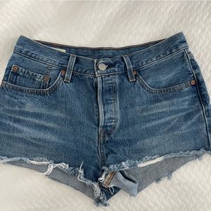 Levi dark wash Jean shorts